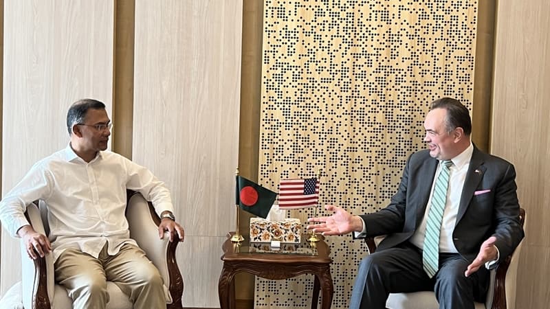 প্রধানমন্ত্রী তারেক রহমানের সঙ্গে সৌজন্য সাক্ষাৎ করেছেন ঢাকায় নিযুক্ত মার্কিন রাষ্ট্রদূত