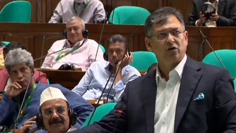 বিসিবিতে বাপের দোয়া মায়ের দোয়া কমিটি করিনি: স্বরাষ্ট্রমন্ত্রী