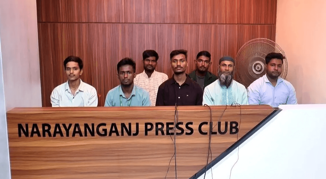 নারায়ণগঞ্জে পশুর হাটের বরাদ্দ চাইলেন আহত জুলাই যোদ্ধারা, প্রশাসনিক হয়রানির অভিযোগ