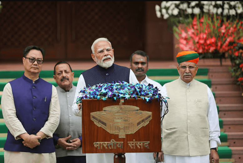 প্রশ্নপত্র ফাঁস ইস্যুতে বিক্ষোভ: মোদির ভিডিও বার্তায় অসন্তুষ্ট আন্দোলনকারীরা