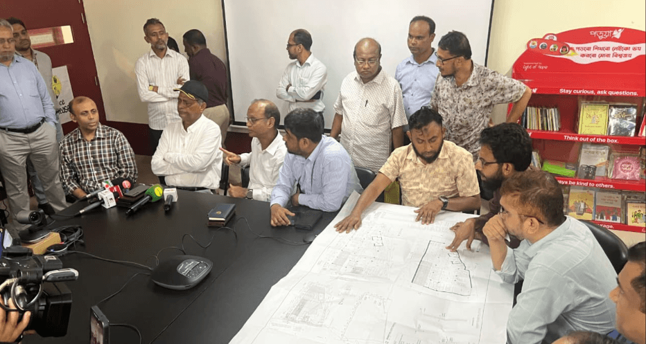 ৩ হাসপাতাল ও ২ শিক্ষাপ্রতিষ্ঠানে চউকের পরিদর্শন: পার্কিং সংকট, নকশা লঙ্ঘন ও অনিয়মে উদ্বেগ
