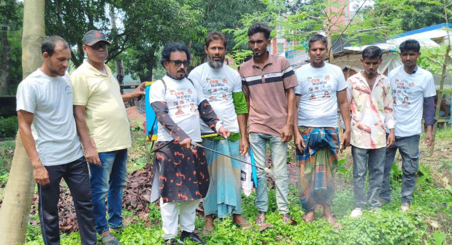 সাতক্ষীরায় ডেঙ্গু প্রতিরোধে দুই দিনব্যাপী পরিচ্ছন্নতা ও সচেতনতা অভিযান