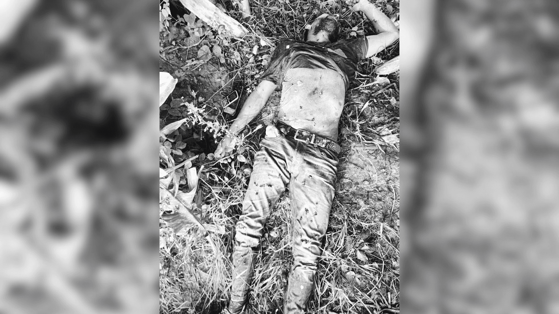 রূপসায় মাছের ঘের থেকে যুবকের গুলিবিদ্ধ মরদেহ উদ্ধার