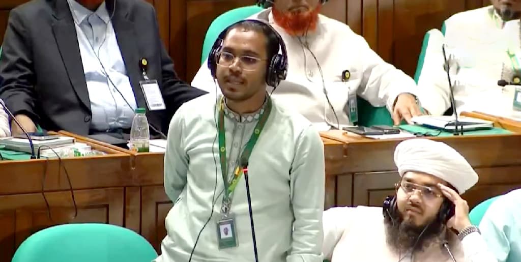 জেন-জিরা বাহাত্তরের সংবিধান চায় না: হান্নান মাসউদ