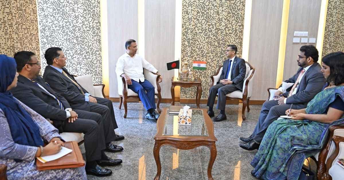 ভারতীয় হাইকমিশনারের সঙ্গে আলোচনা প্রধানমন্ত্রীর