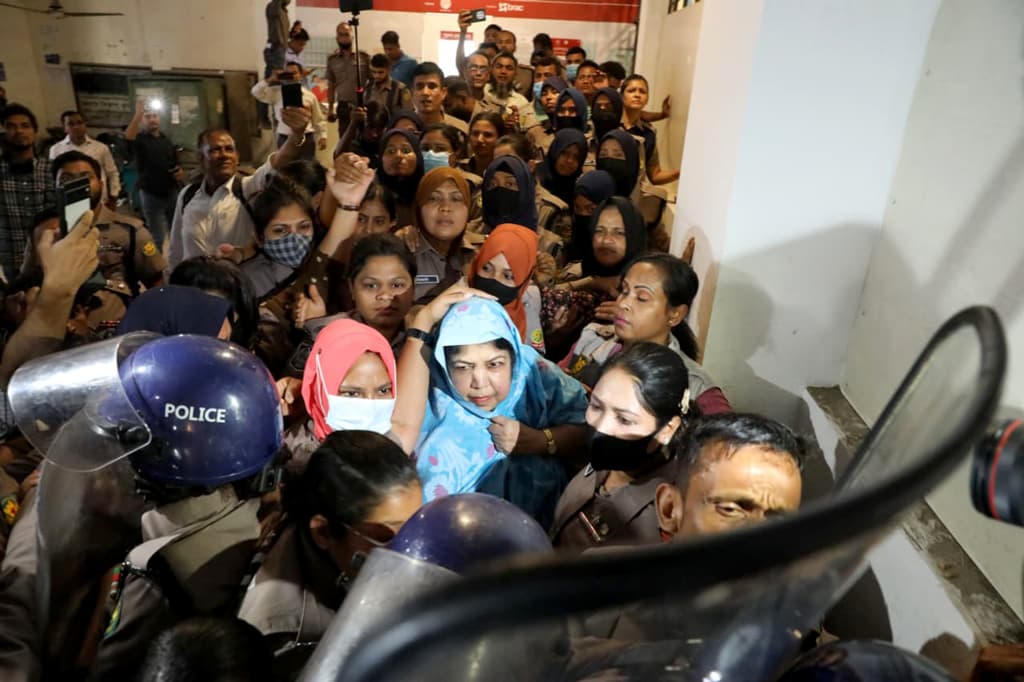 রিমান্ড আবেদন নামঞ্জুর, কারাগারে পাঠানো হলো শিরিন শারমিন চৌধুরীকে