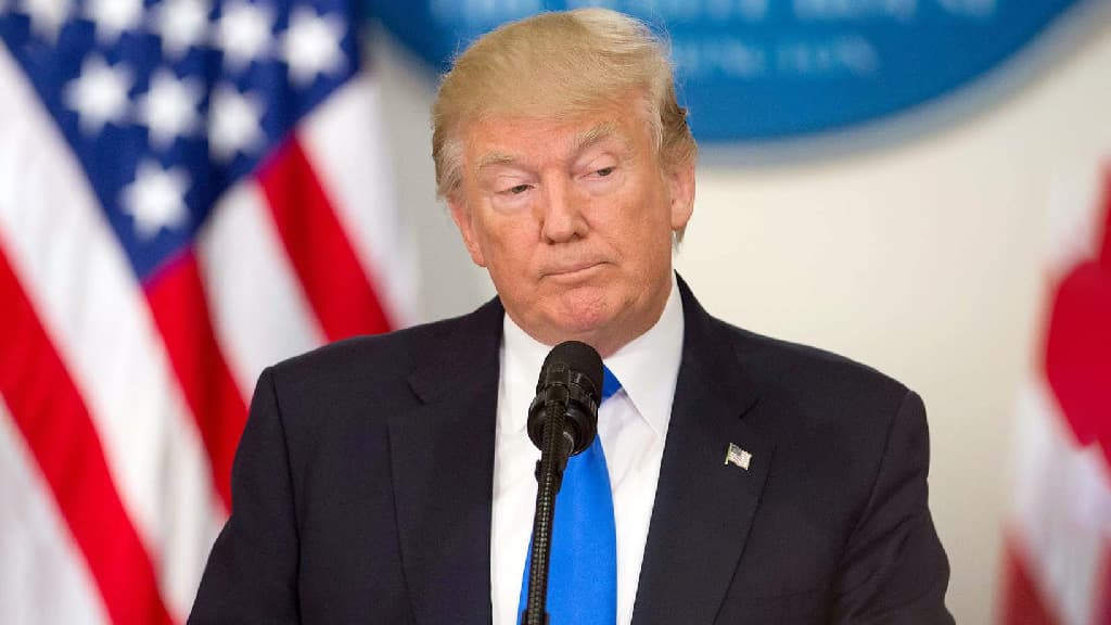 ঈশ্বর সংঘাত পছন্দ না করলেও ইরান যুদ্ধে আমাদের সঙ্গে আছেন: ট্রাম্প