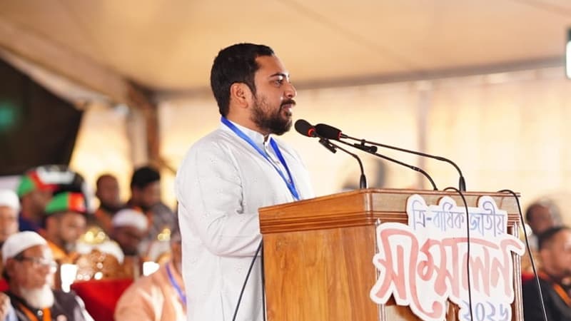 ক্ষমতার স্বাদ পেয়ে জনগণের কথা ভুলে গেছে বিএনপি: নাহিদ ইসলাম