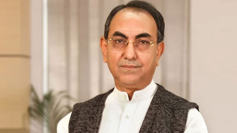 সিঙ্গাপুর থেকে মালয়েশিয়ার হাসপাতালে মির্জা আব্বাস