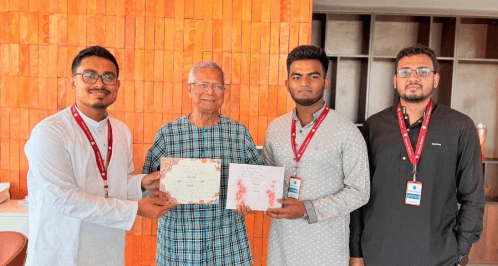 বিয়ের দাওয়াত নিয়ে ড. ইউনূসের সঙ্গে দেখা করলেন সাদিক কায়েম