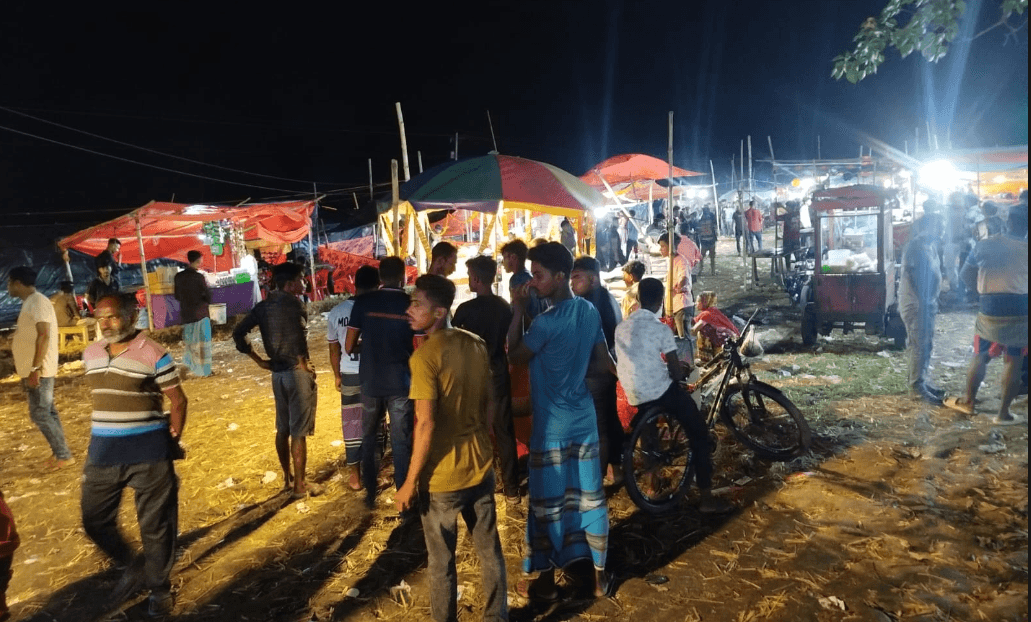 সাতক্ষীরায় ১২ গ্রামের মানুষের উদ্যোগে ১৪২তম ‘রাখালতলা মেলা’ অনুষ্ঠিত