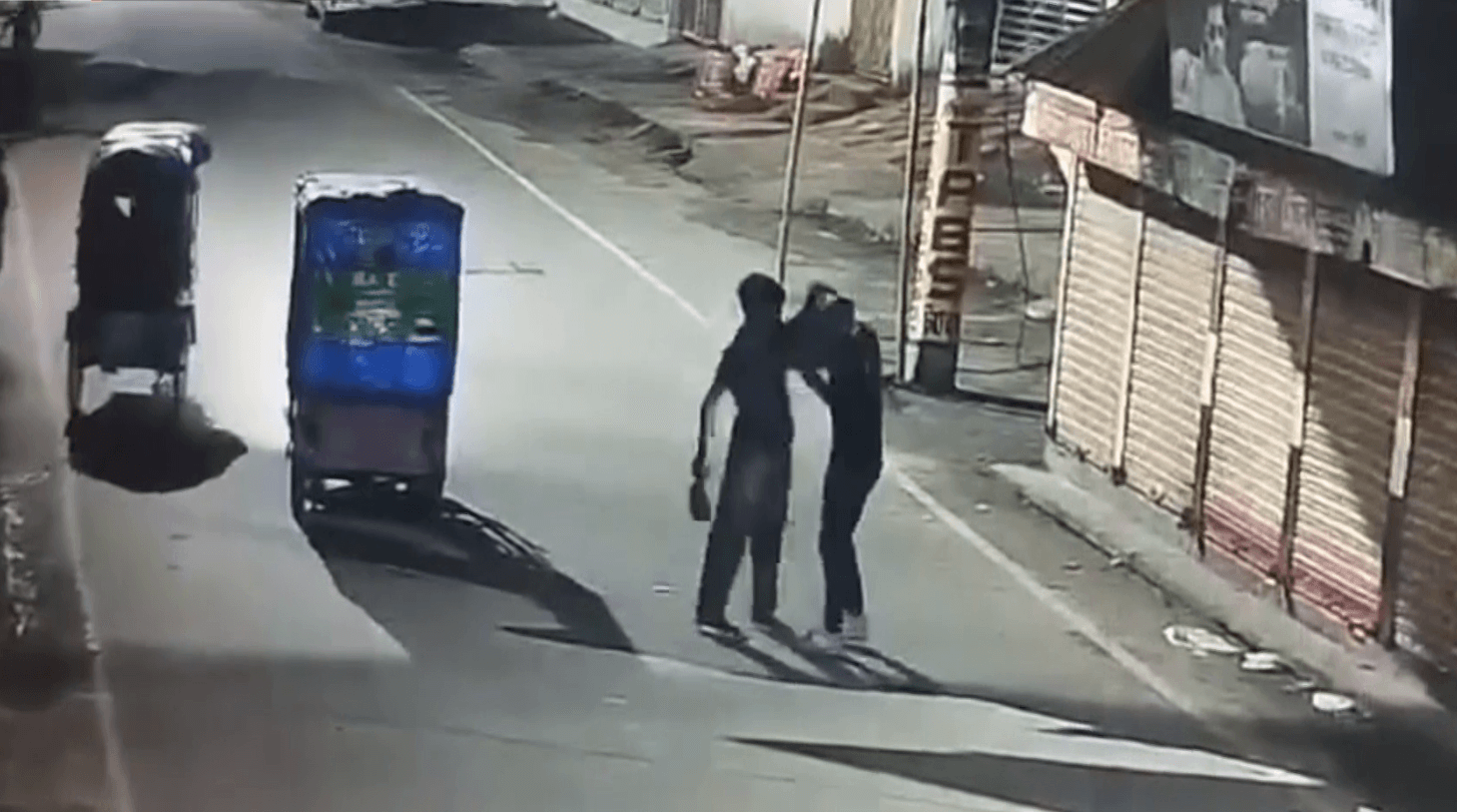 রাত নামলেই আতঙ্ক: কুমিল্লা নগরীতে বাড়ছে ছিনতাই, নিরাপত্তা নিয়ে উদ্বেগ
